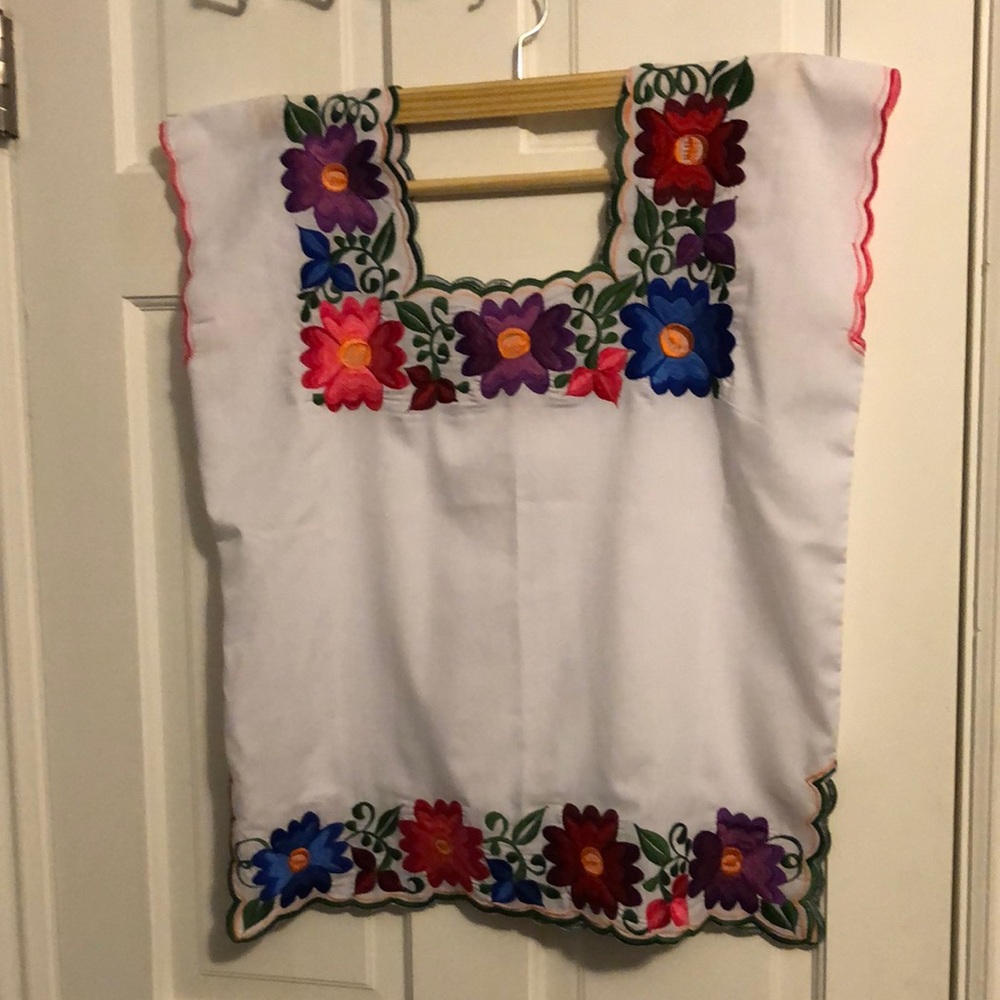 Huipil embroidered shirt from Mexico
